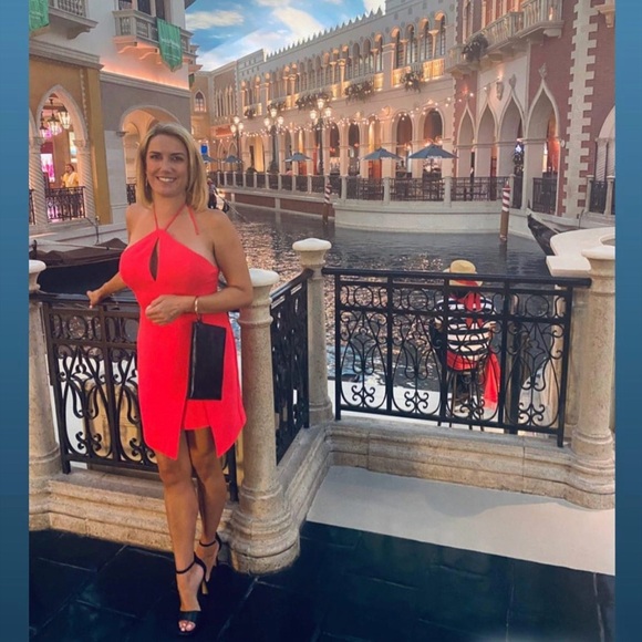 Meet your Posher, Erin - Picture 2 of 2